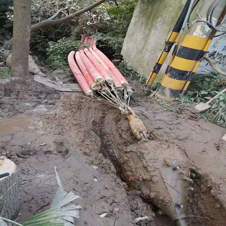 舞钢拖拉管